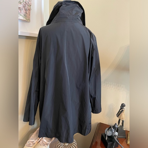 Black jacket - Picture 8 of 8